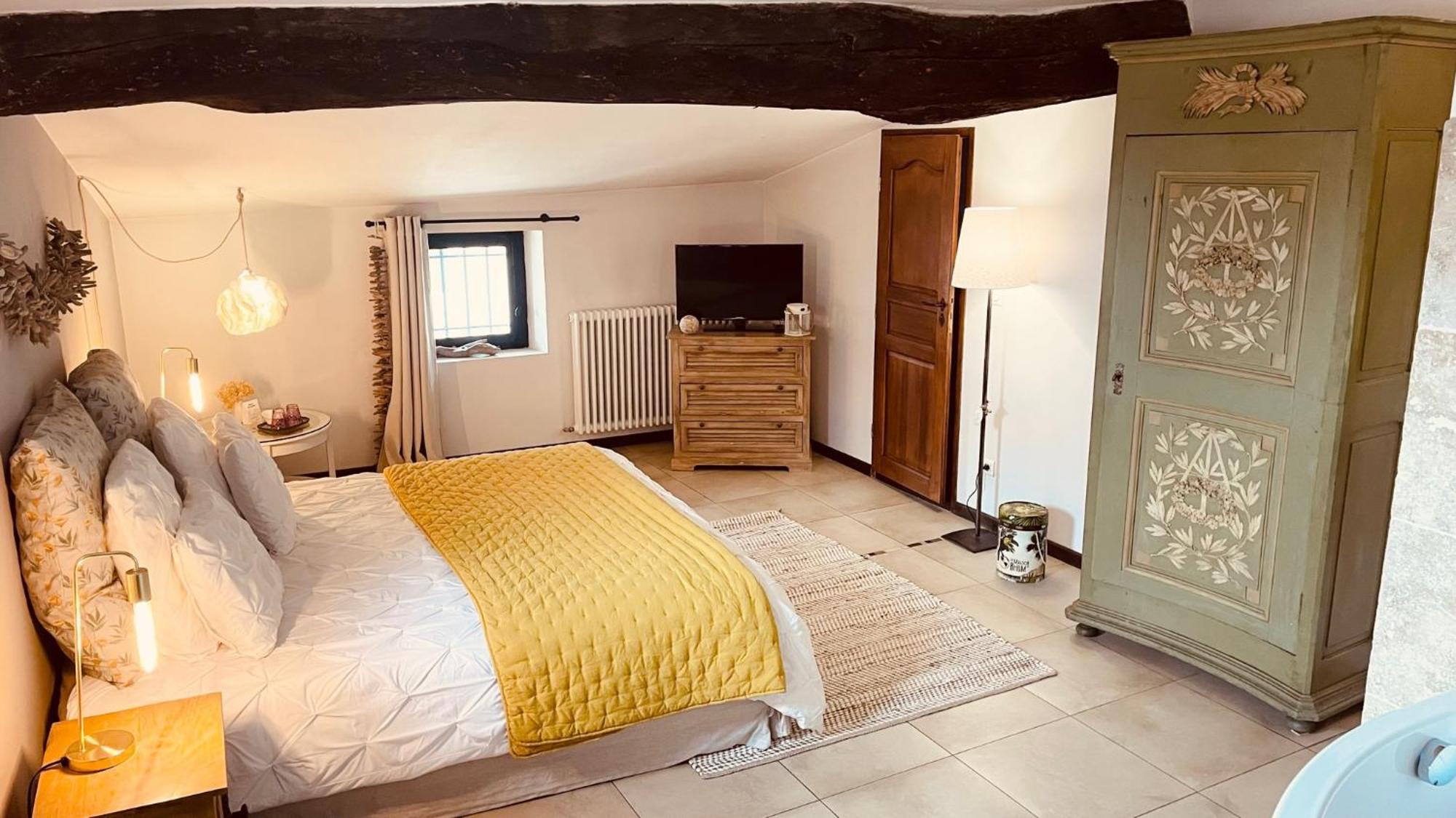 B&B Temps Suspendu Provence Pernes-les-Fontaines Værelse billede